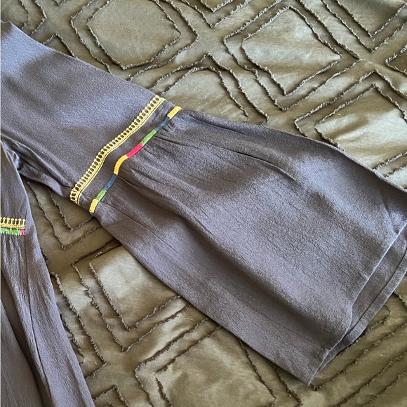 SUGAR + LIPS TUNIC with Gray with Colorful Embroidered Design - Picture 5 of 7